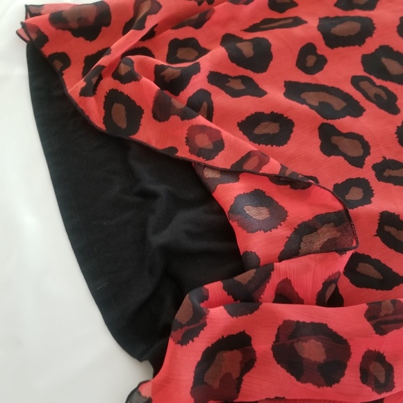 💜 5 for $25! Lavish Maternity Tank Blouse - Picture 2 of 3